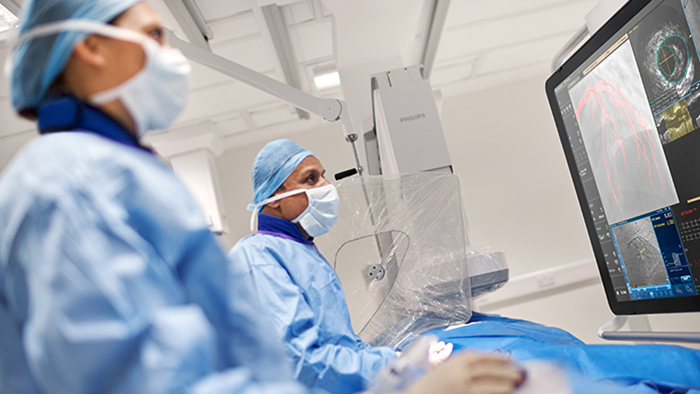 Procedimiento de cardiolog&iacute;a intervencionista para coronariopat&iacute;as