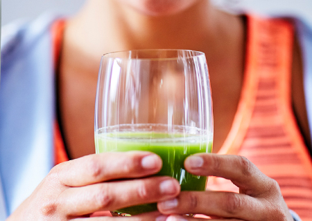 Prepara zumos y batidos frescos en casa