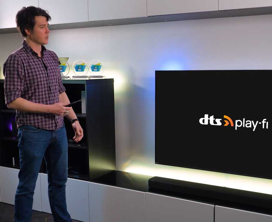 C&oacute;mo configurar su sistema de sonido dom&eacute;stico Philips: descrito frente a un televisor Philips