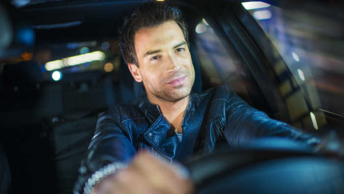 encuentra la l&aacute;mpara hal&oacute;gena adecuada para tu coche