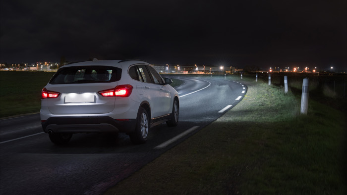 proporcione una luz m&aacute;s brillante