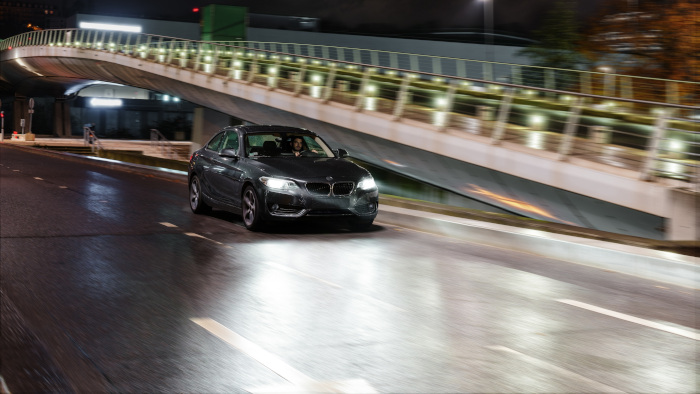 proporcione una luz m&aacute;s brillante