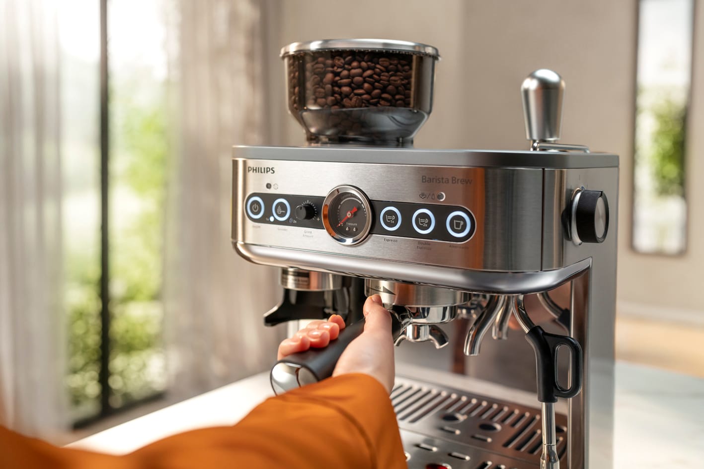 Prepara el caf&eacute; con Barista Brew de Philips