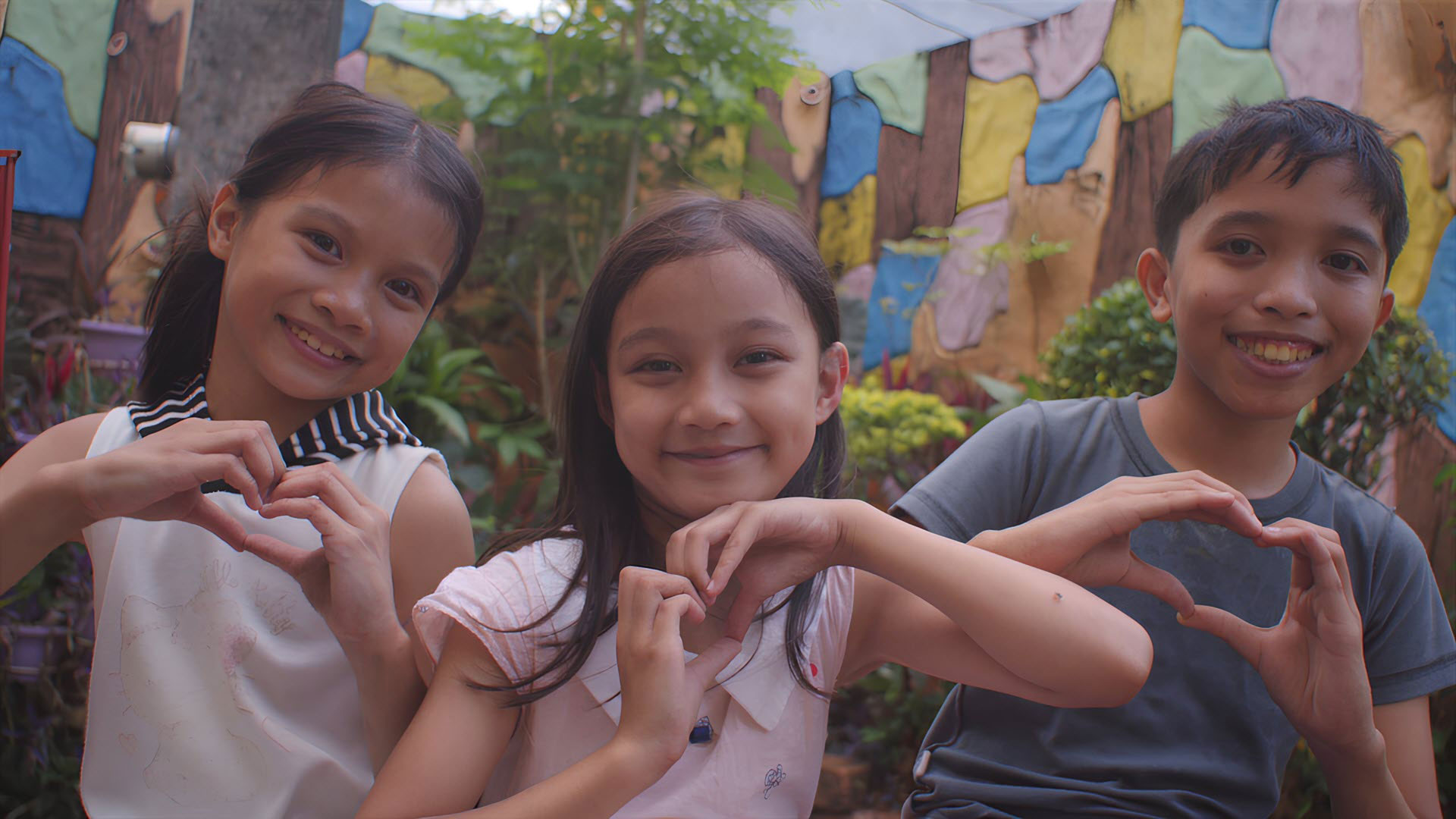 Informe anual 2023 de Philips Foundation: servicios m&eacute;dicos de calidad para m&aacute;s de 28 millones de personas en comunidades desatendidas